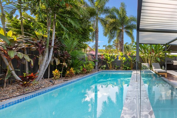 House - Curlews Nest - Pool BBQ and Beach (Cairns)