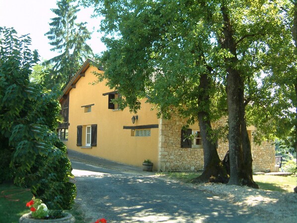 Exterior - L'Ecurie - The original farmer's cottage (Larzac)