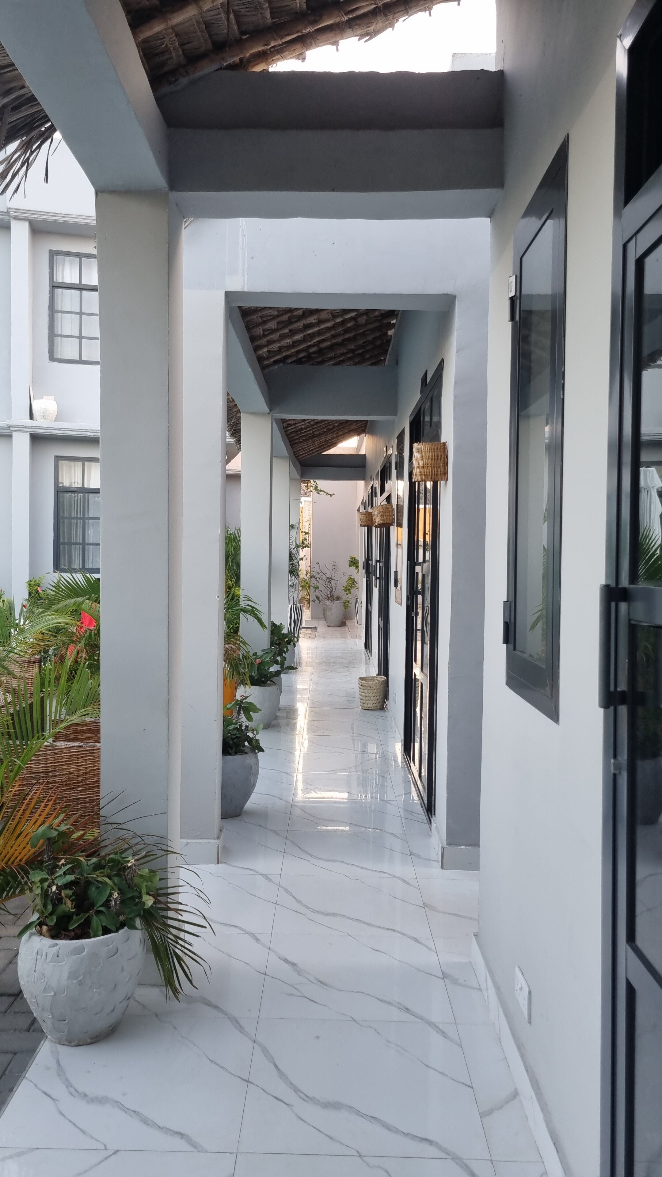 المنشأة من الخارج