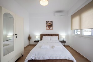 1 chambre, fer et planche à repasser, accès au Wi-Fi (inclus)