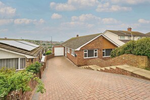 Exterior - Host & Stay | Saltdean Sea View (Saltdean)