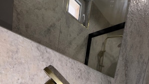 مناشف