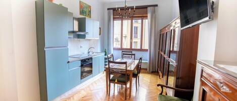 Horno, placa de cocina y lavavajillas