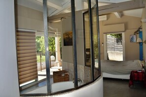 5 camere, Wi-Fi, lenzuola