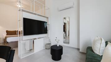 1 slaapkamer, een strijkplank/strijkijzer, gratis wifi, beddengoed