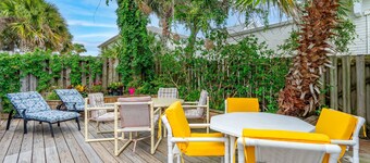 The CrabTrap at Flagler Beach Manor | Pet-Friendly, Multi-Unit Near Beach!