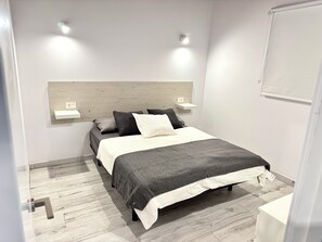 2 quartos, ferros/tábuas de passar roupa, Wi-Fi, roupa de cama