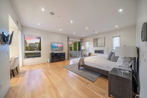 5 chambres, fer et planche à repasser, accès à Internet, literie fournie