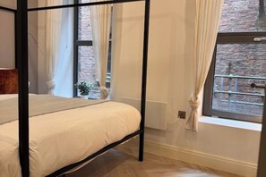 1 chambre, fer et planche à repasser, Wi-Fi gratuit, draps fournis