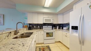 Fridge, oven, dishwasher, coffee/tea maker - Pelican Watch 106 Ocean Front, Elevator, Outdoor Pool, Indoor Pool (Carolina Beach)
