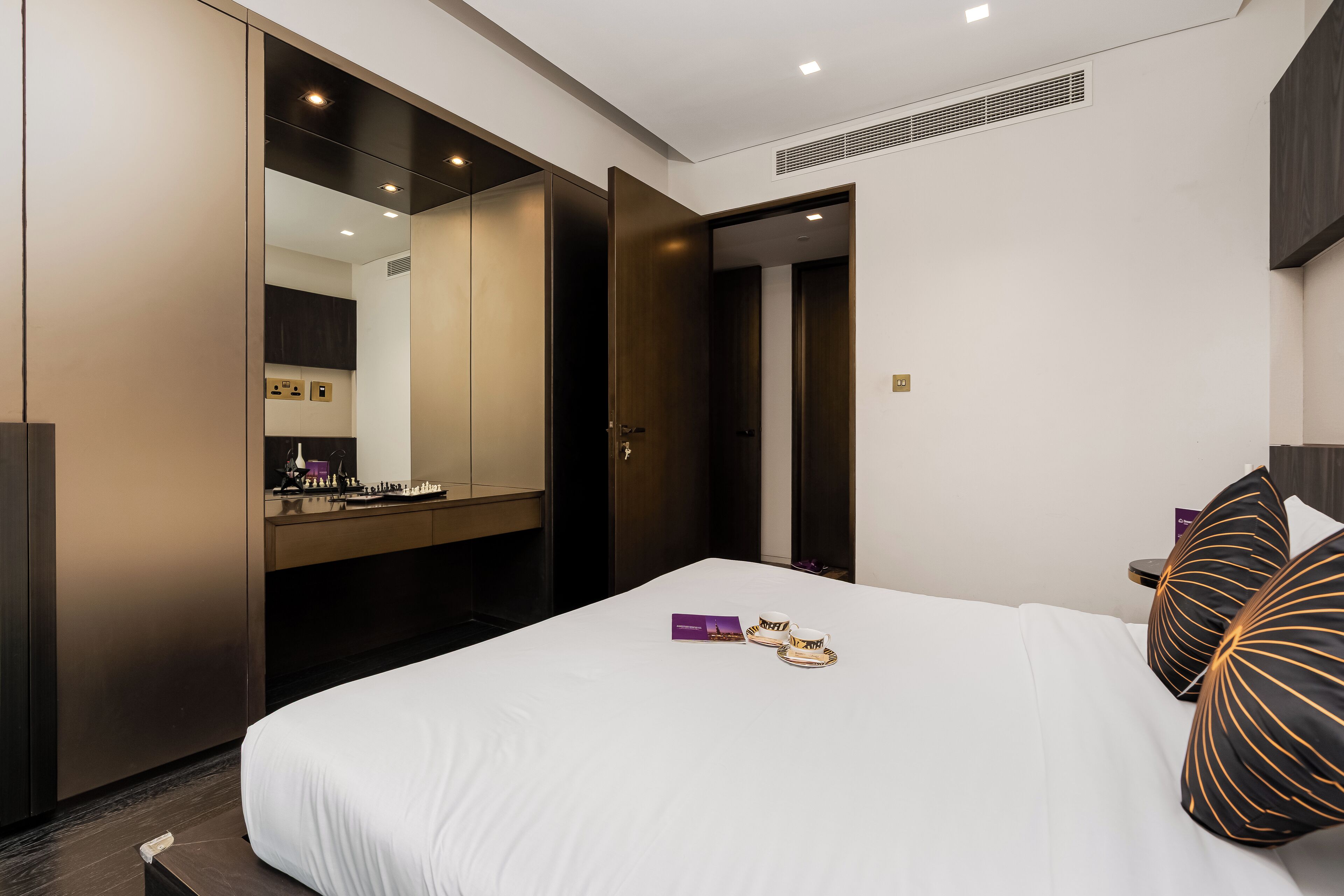 Biancheria da letto di alta qualità, materassi in memory foam