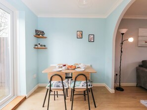 Interior - 20 Honeycroft (Cheltenham)