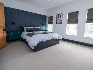 3 bedrooms, individually decorated, individually furnished, free WiFi