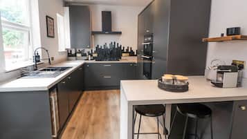 Lavavajillas, utensilios de cocina