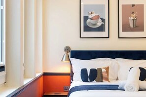 2 chambres, fer et planche à repasser, accès au Wi-Fi (inclus)