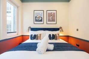 2 bedrooms, iron/ironing board, free WiFi, bed sheets - Chambers Residence | 2BR | Opulent Character (Manchester)