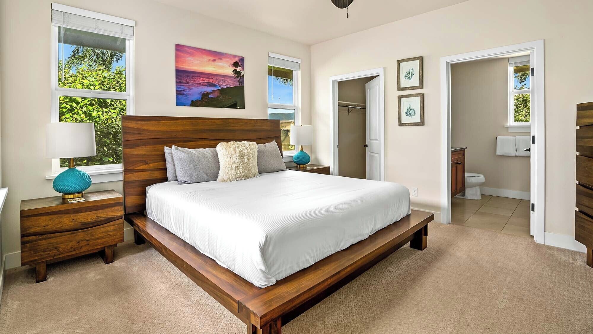 3 bedrooms, iron/ironing board, internet, bed sheets