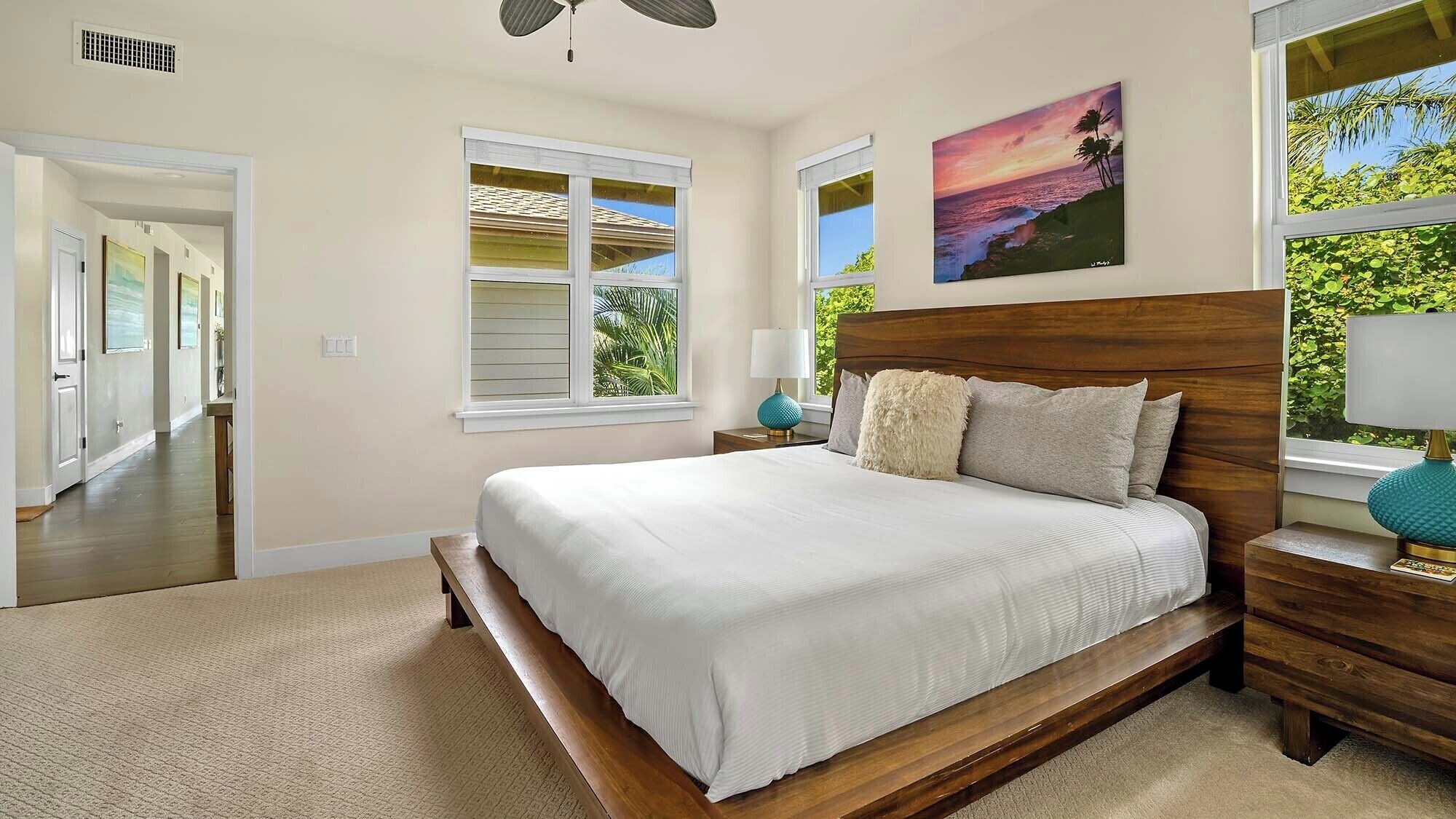 3 bedrooms, iron/ironing board, internet, bed sheets