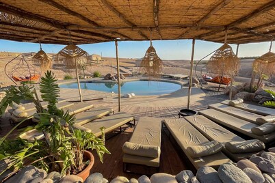 Suite Nineteen - One Bedroom Resort, Sleeps 2