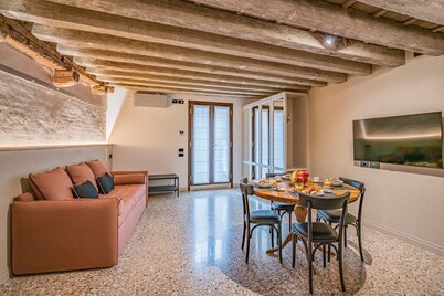 Apartment Gabriella - Two Bedroom Villa, Sleeps 4