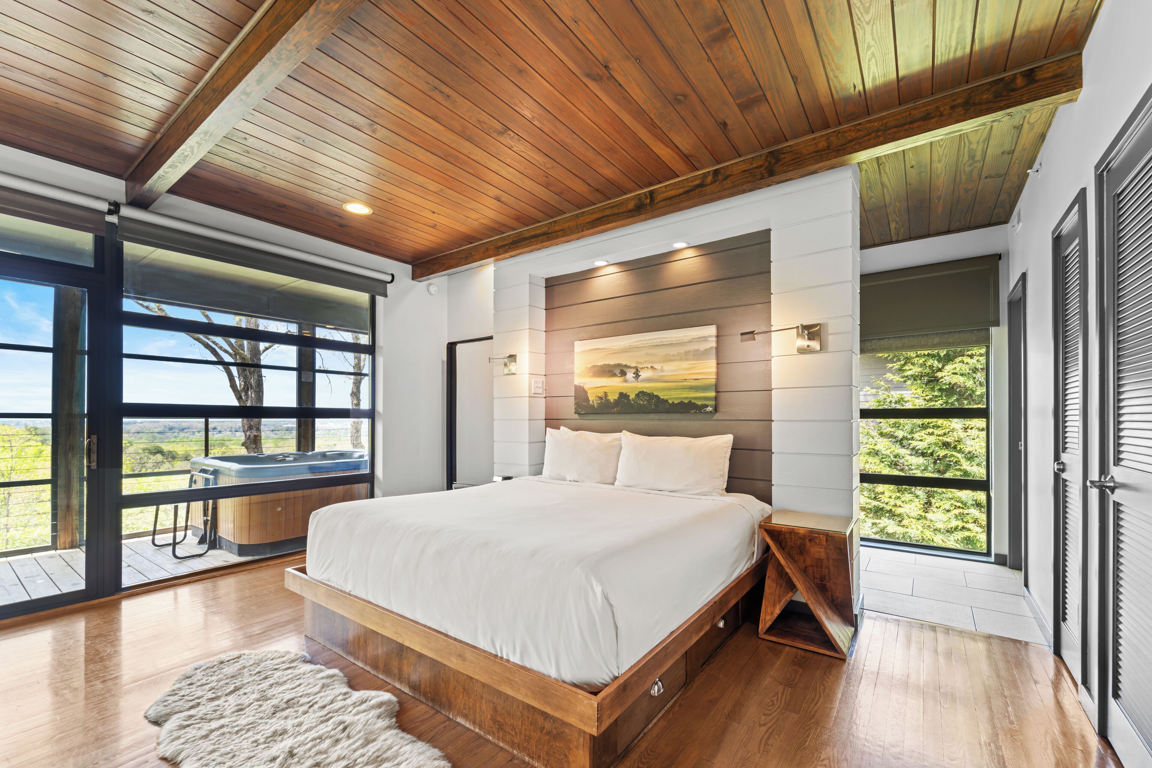 Panoramic Cabin, Mountain View | Blackout curtains, soundproofing, free WiFi