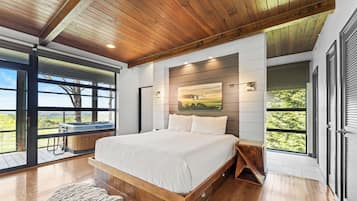 Panoramic Cabin, Mountain View | 1 bedroom, blackout curtains, soundproofing, free WiFi