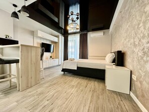 1 bedroom, iron/ironing board, WiFi