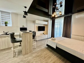 1 bedroom, iron/ironing board, WiFi