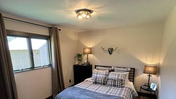 3 bedrooms, free WiFi, bed sheets