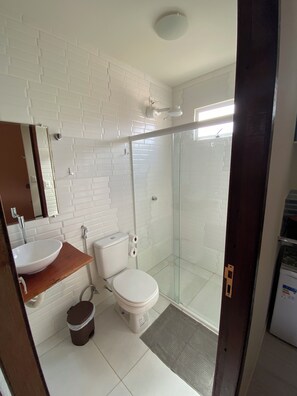 Comfort Apartment, Multiple Beds, Balcony, Garden View | Bathroom | Shower, hair dryer, towels, soap