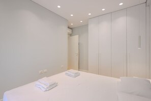 1 bedroom, desk, free WiFi