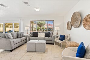 شقة - عدة أسرّة (Regency Cabanas D3) | منطقة المعيشة