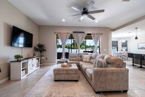 House, 3 Bedrooms, Accessible, Smoking | Living room