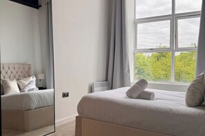 2 bedrooms, WiFi, bed sheets, wheelchair access