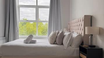 2 bedrooms, WiFi, bed sheets, wheelchair access