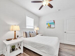 1 dormitorio, tabla de planchar con plancha, wifi gratis y ropa de cama