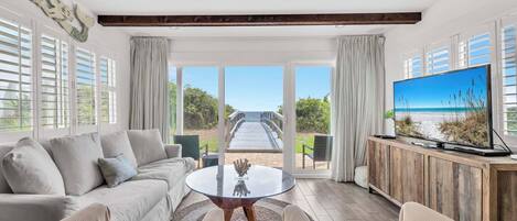 Smart TV, DVD player