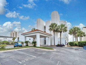 Exterior - ⚓🌊30A-BeachFront Complex-Pool Front Patio-Palm Grove at Sago Sands 301☀️🐟 (Santa Rosa Beach)