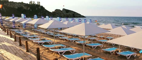Privatstrand, Cabañas (kostenlos), Shuttle zum Strand, Liegestühle