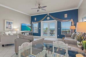 TV - ⚓🦀Steps to Beach-Monthly Rates-Large 3BR Pavilion Palms 204C 🌴🌊 (Miramar Beach)