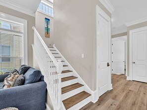 Interior - 🌊30A-Seacrest Neighborhood-HUGE Community Pool-Walk to the Beach-Bikes-Calliope🐟 (Rosemary Beach)