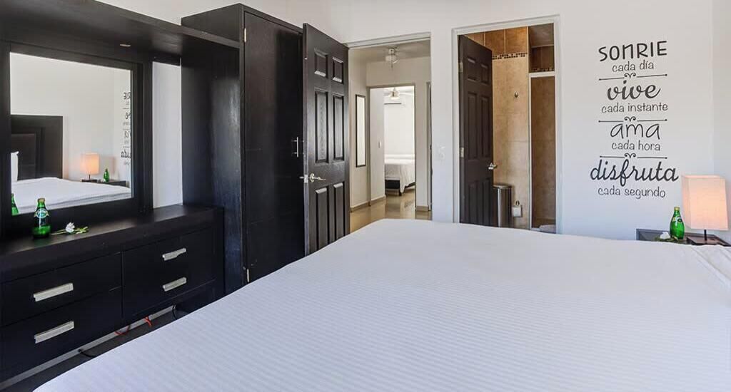 4 bedrooms, WiFi, bed sheets
