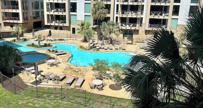 Waterfront Condo on Lake LBJ with Pool & Views!