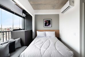 Iron/ironing board, free WiFi