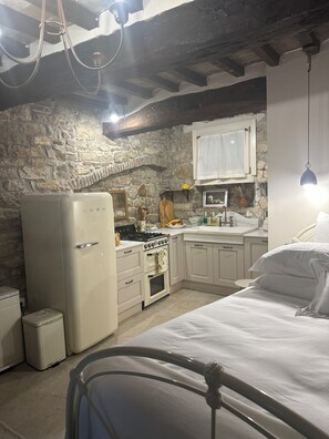 4 Schlafzimmer, Bügeleisen/Bügelbrett, WLAN, Bettwäsche