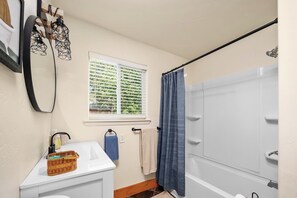 Handtücher, Seife, Toilettenpapier