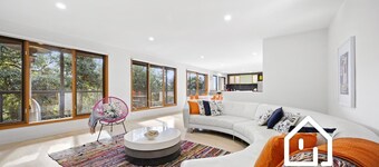 Lookout & Sea *1 NIGHT FREE* Beachfront Bliss in McCrae