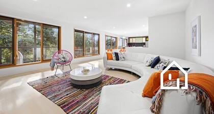 Lookout & Sea *1 NIGHT FREE* Beachfront Bliss in McCrae