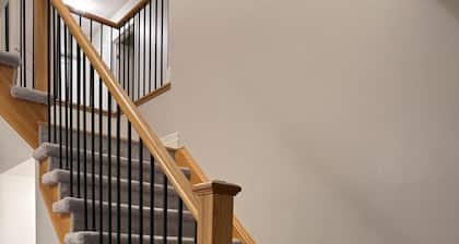 Cozy Room in a Fine House, 10 mins away from the Falls