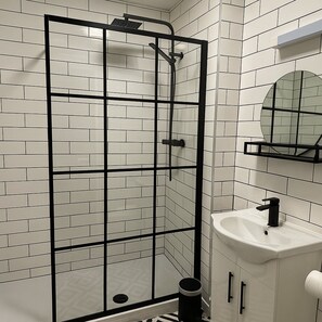 Deluxe King Room | Badezimmer